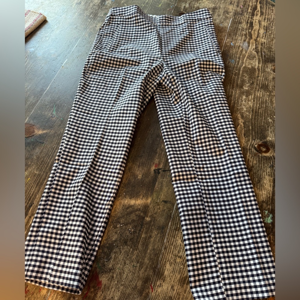 JULES& LEOPOLD Black& White Checkered Pants- pull on kick flare fun& flattering